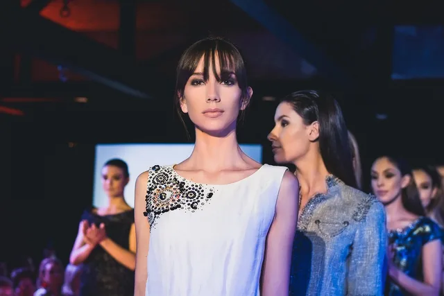 fashion, model, girl, woman, elegant, glamour, elegance, runway, attractive, fashion design, style, event, modeling, blue fashion, blue model, blue event, runway, runway, runway, runway, runway. How New York agencies price branding work for finance and fashion clients